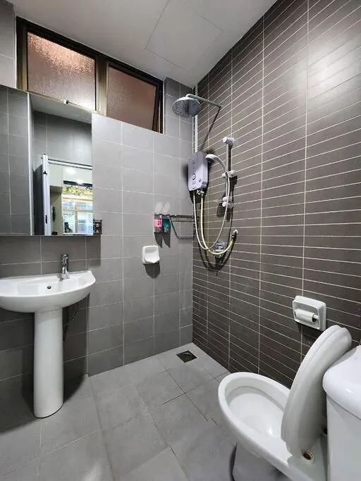 Palazio Spacious 3 Bedroom Balcony High Floor By Gdragon Homestay Johor Bahru Malaysia
